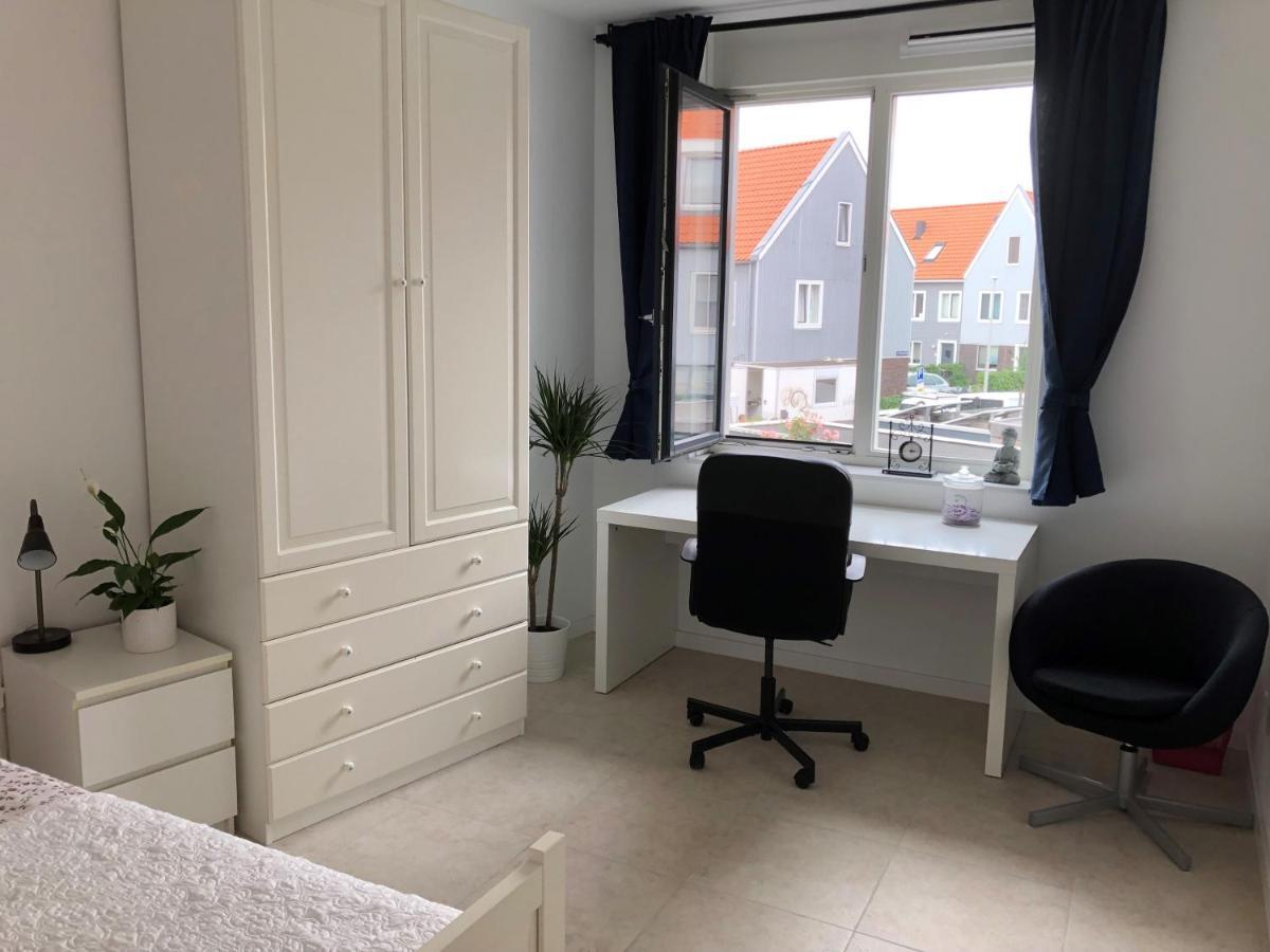 B&B Twiske Zuid, Amsterdam Free Parking Exteriör bild